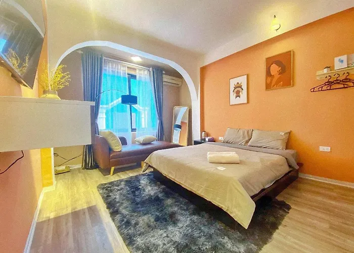 Aimee House - Đinh Liệt